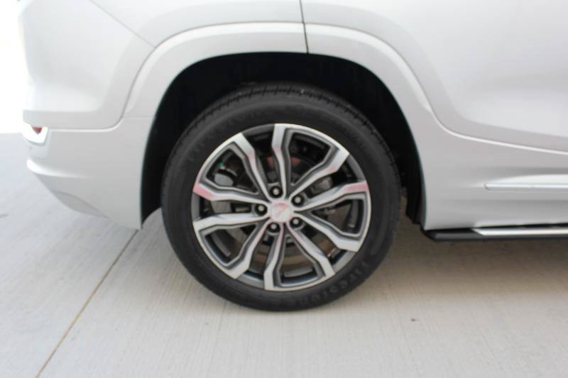 Used 2020 GMC Terrain Denali w/ Denali Premium Package AWD/4WD image 48