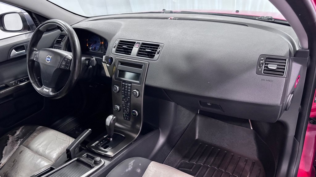 Used 2009 Volvo S40 T5 R-Design AWD/4WD image 17