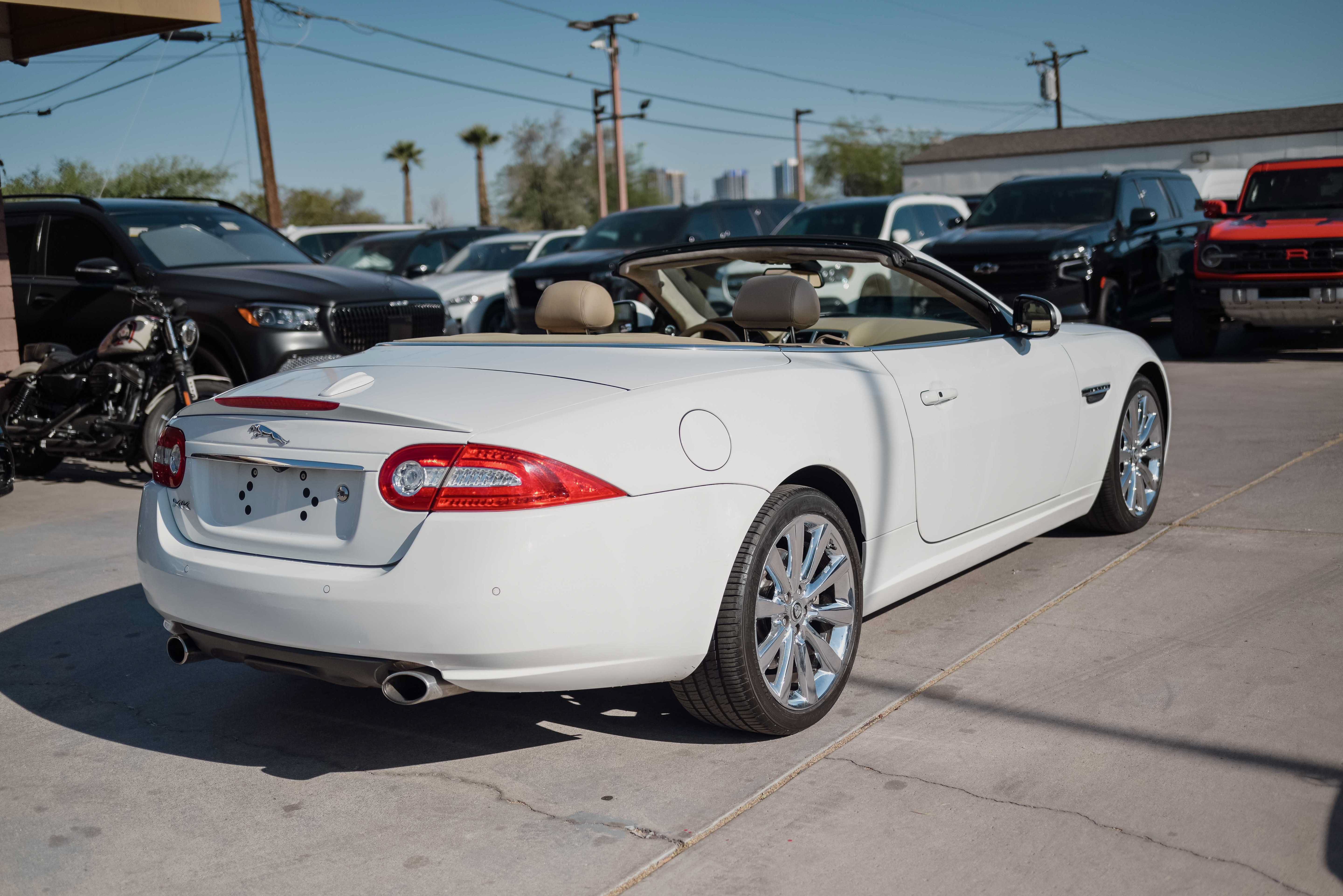 Used 2012 Jaguar XK Convertible RWD image 3