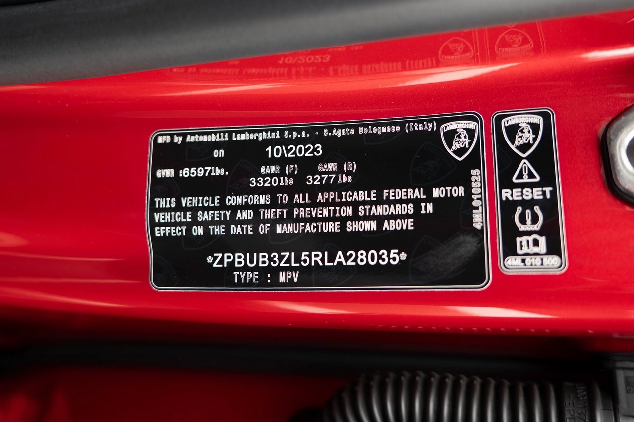 Used 2024 Lamborghini Urus S image 49