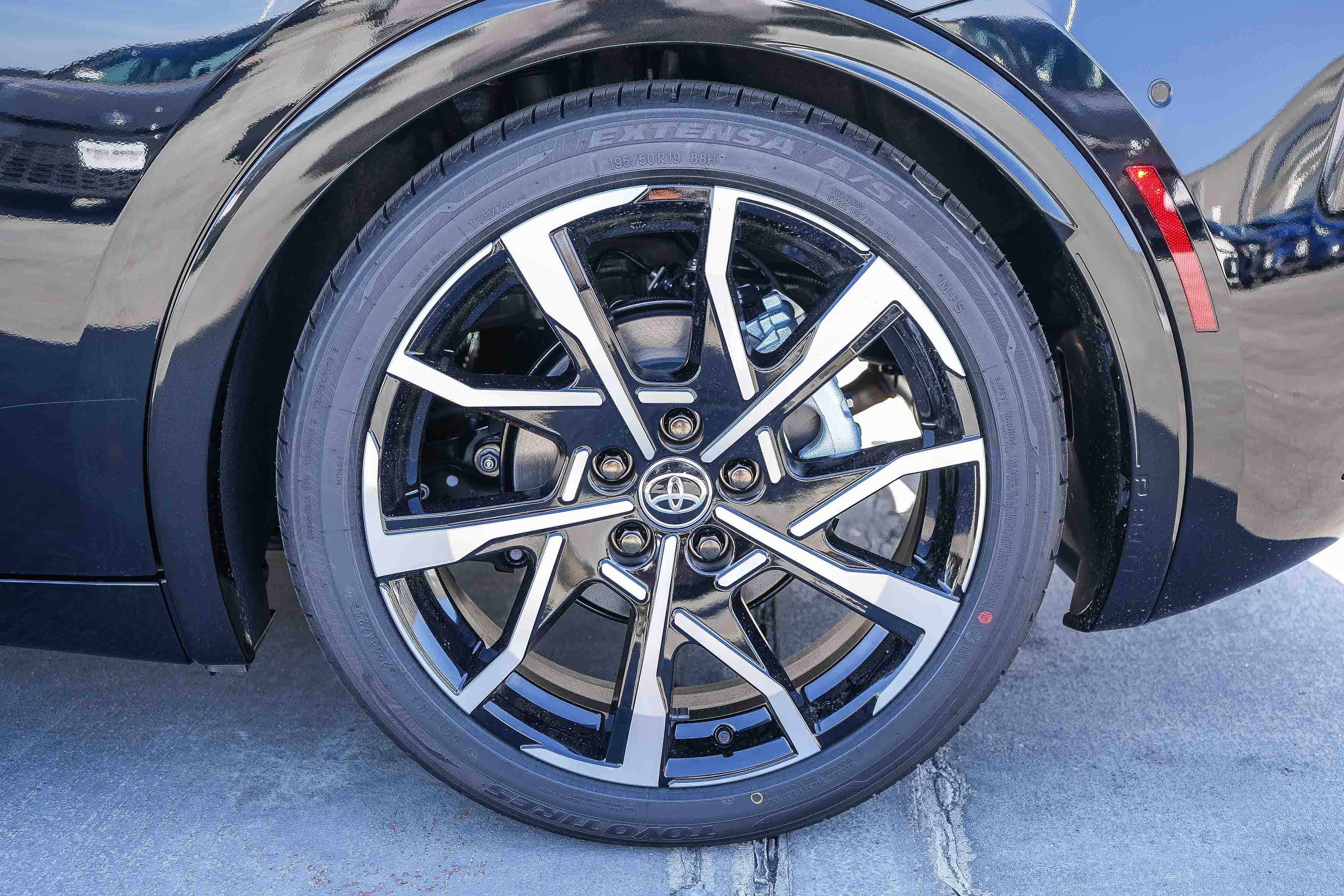 New 2026 Toyota Prius Plug-In Hybrid w/ Limited Premium Package image 11