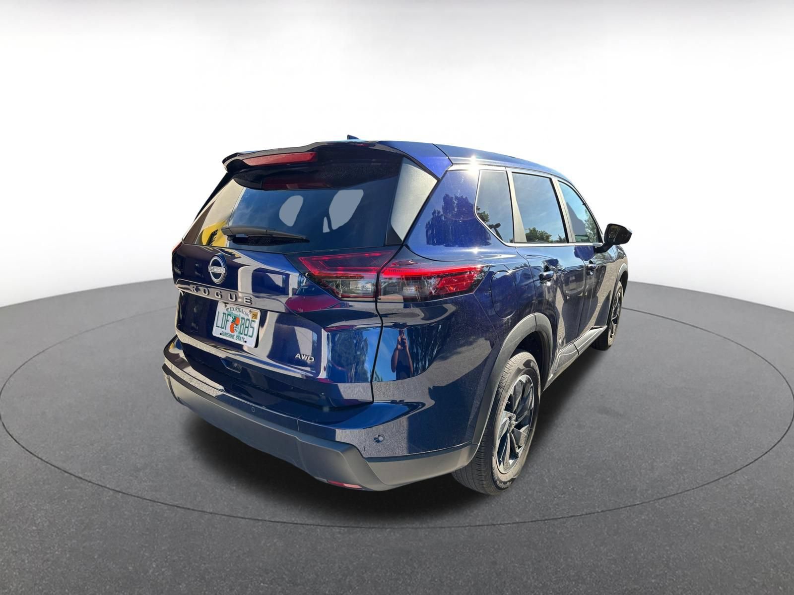 Used 2026 Nissan Rogue SV AWD/4WD image 9
