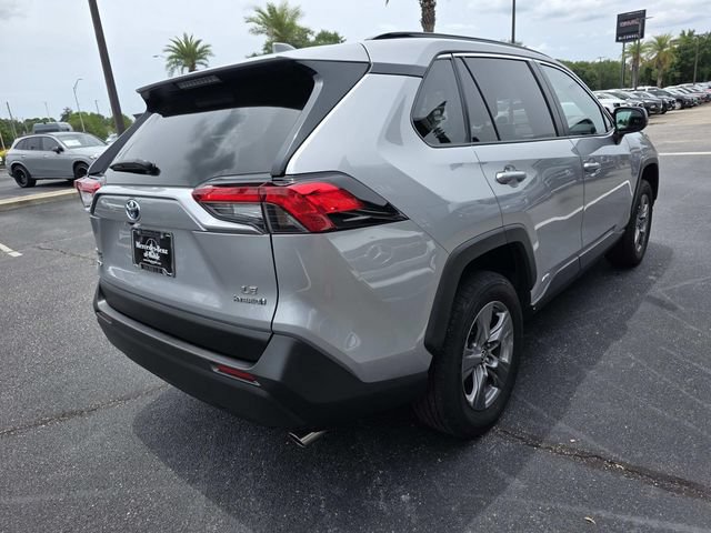 Used 2024 Toyota RAV4 LE AWD/4WD image 6