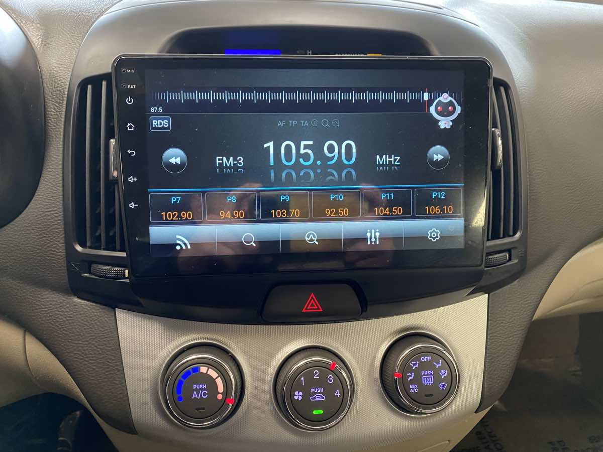 Used 2007 Hyundai Elantra Limited image 16