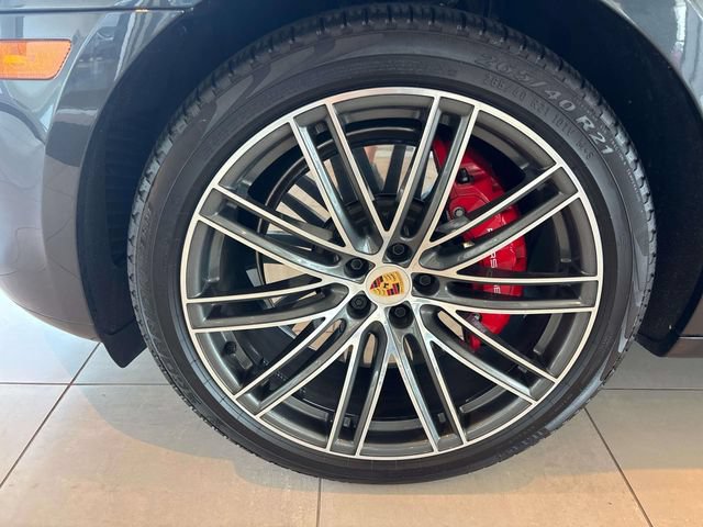 Used 2023 Porsche Macan GTS AWD/4WD image 8