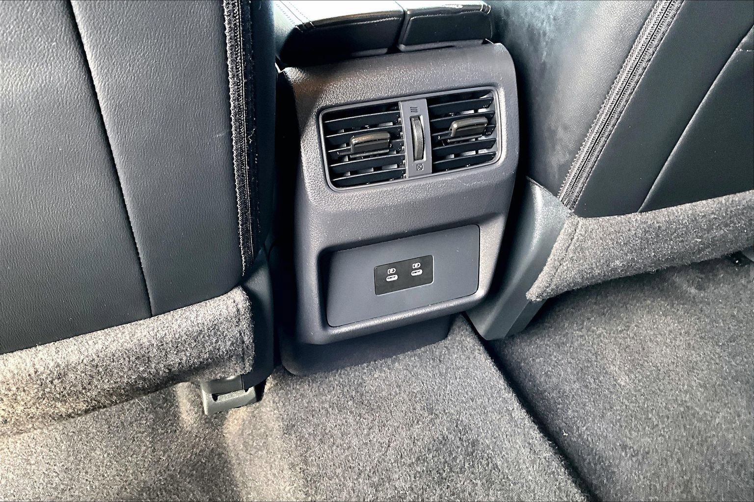 Used 2024 Nissan Rogue SL image 14