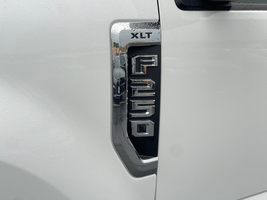 Used 2021 Ford F250 XLT w/ FX4 Off-Road Package image 36