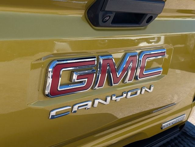 Used 2023 GMC Canyon Elevation w/ Elevation Premium Package image 11