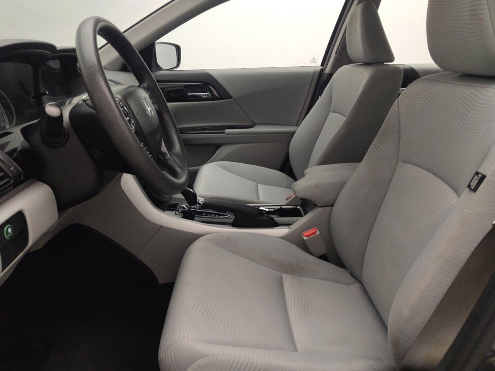 Used 2016 Honda Accord LX image 17