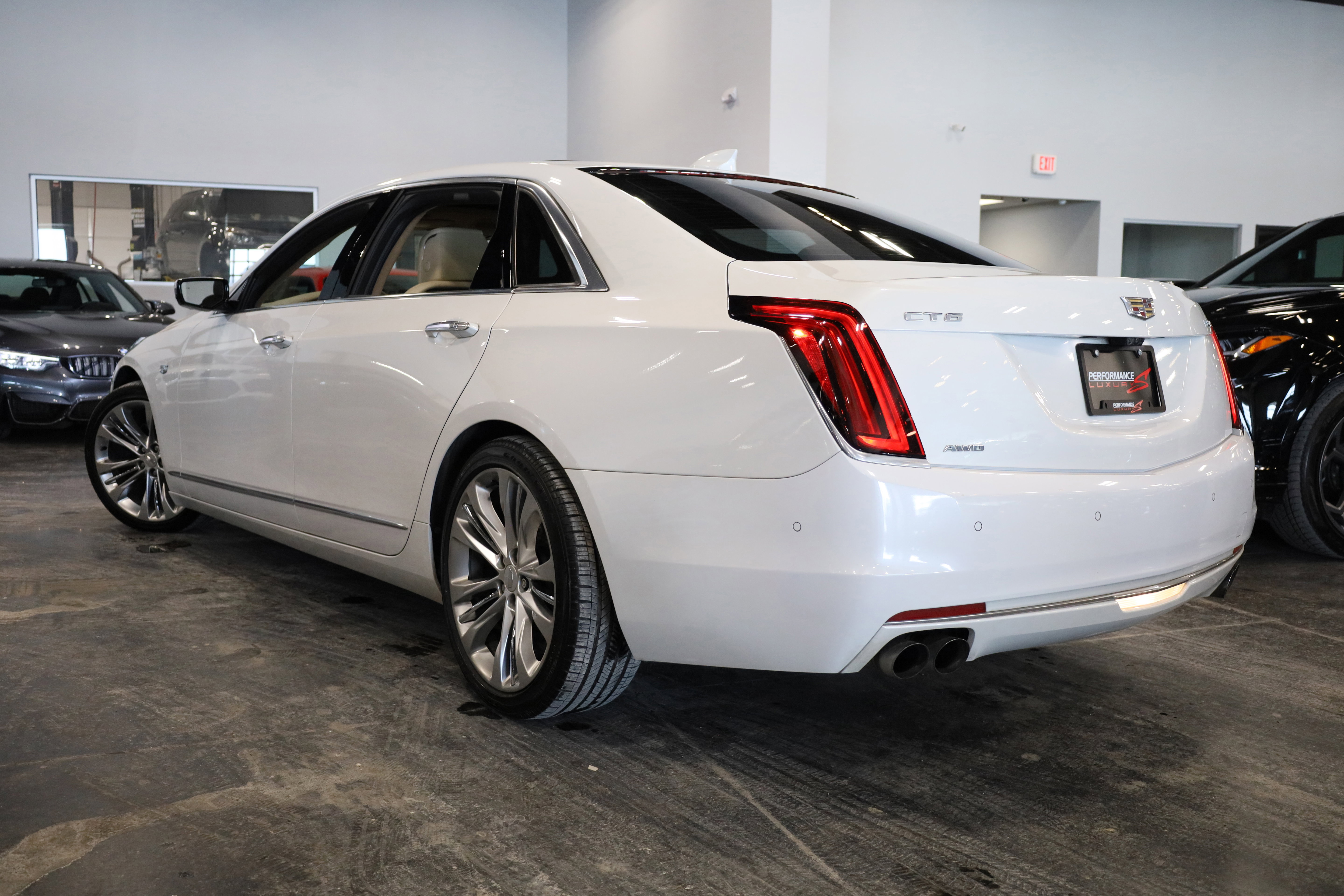 Used 2018 Cadillac CT6 Platinum image 4