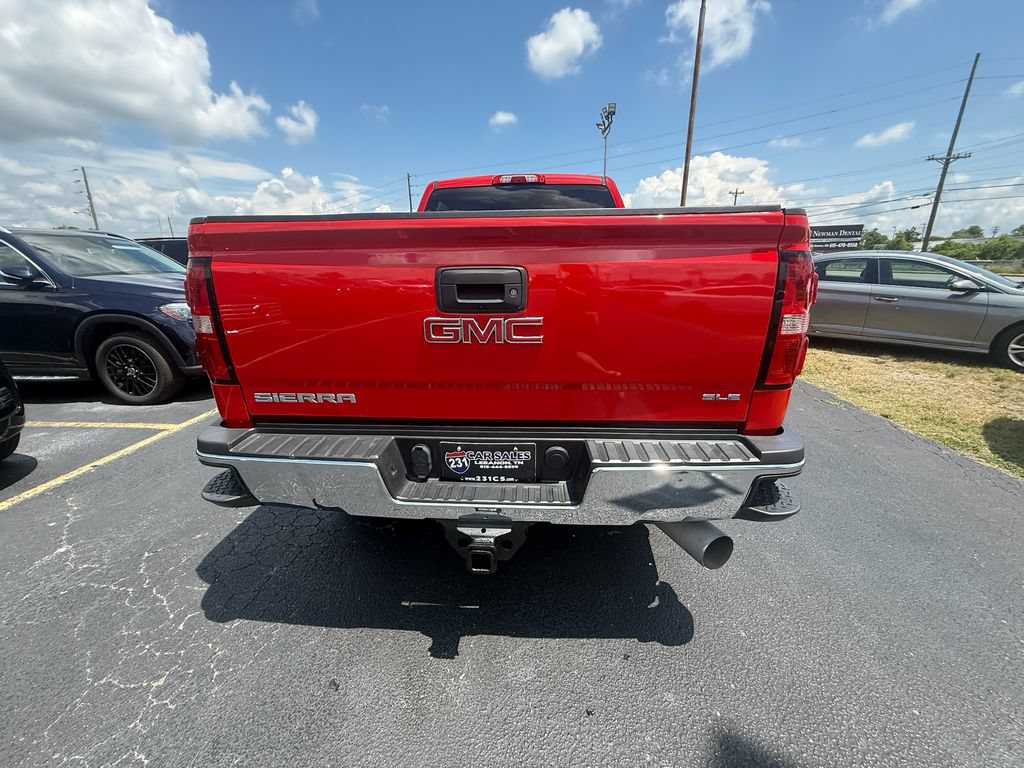 Used 2018 GMC Sierra 3500 SLE w/ SLE Preferred Package AWD/4WD image 4