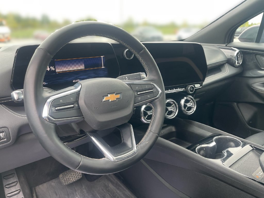 Used 2024 Chevrolet Blazer EV LT AWD/4WD image 19