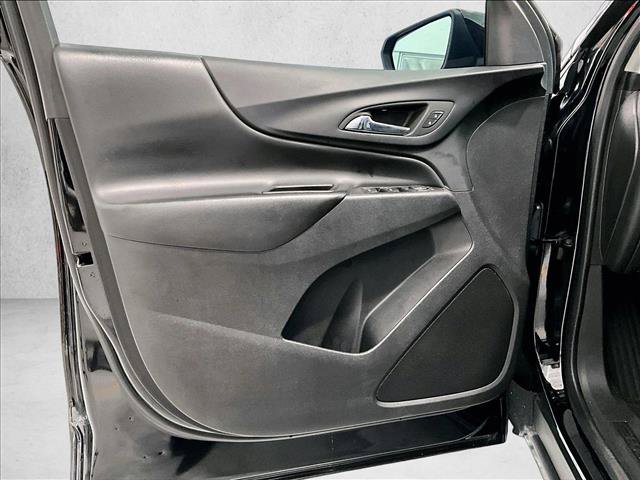 Used 2023 Chevrolet Equinox LT FWD image 18