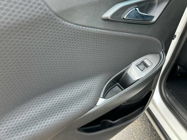 Used 2016 Chevrolet Malibu LT FWD image 20