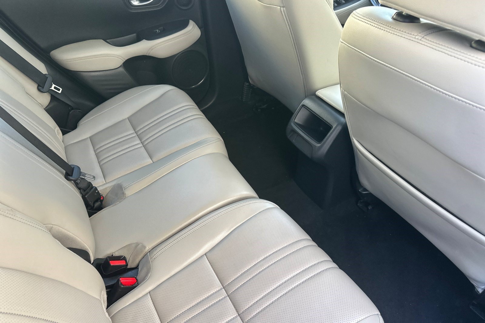 Used 2023 Honda HR-V EX-L image 33