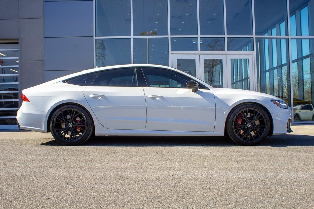 Used 2025 Audi S7 Prestige w/ Prestige Package AWD/4WD image 4