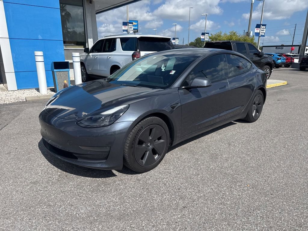 Used 2022 Tesla Model 3 Long Range AWD/4WD image 2