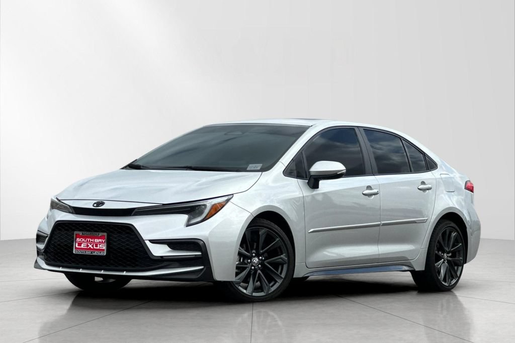 Used 2024 Toyota Corolla SE w/ SE Premium Package FWD image 1