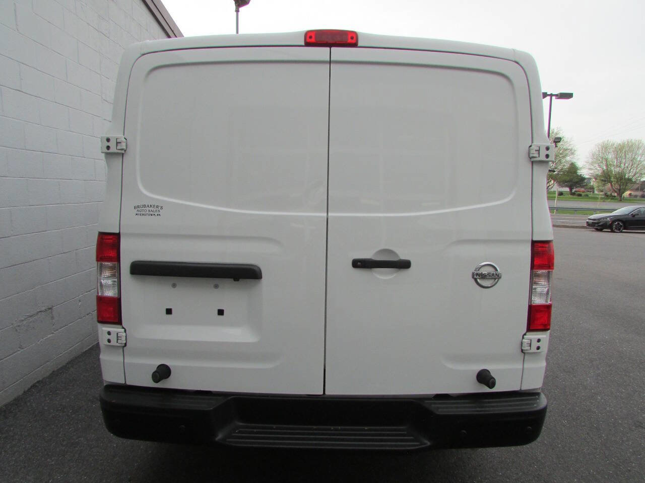 Used 2019 Nissan NV 2500 SV w/ Navigation Package RWD image 3