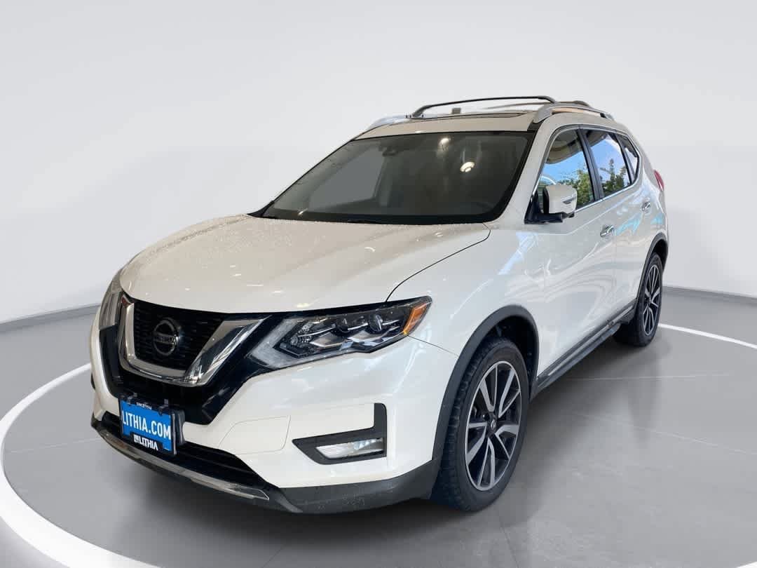 Used 2018 Nissan Rogue SL w/ Premium Package