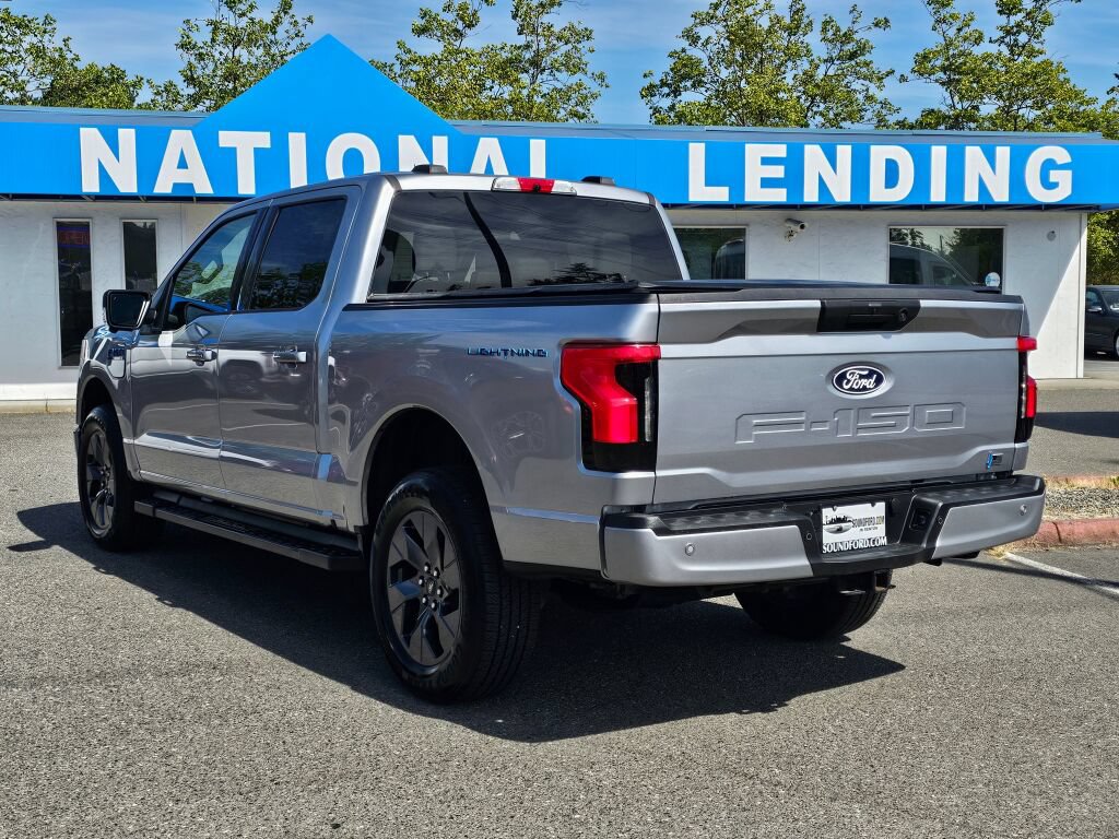 Used 2025 Ford F150 Lightning Flash AWD/4WD image 7