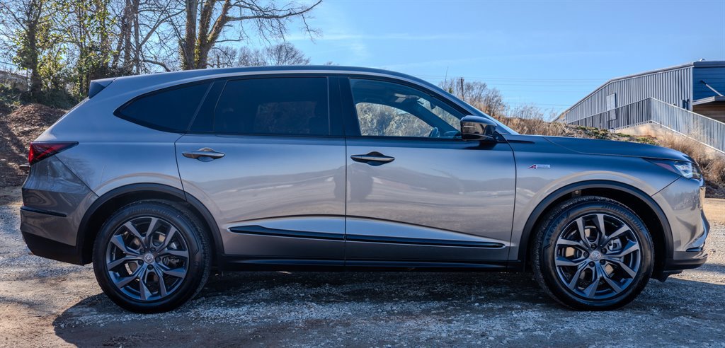 Used 2023 Acura MDX A-Spec image 6