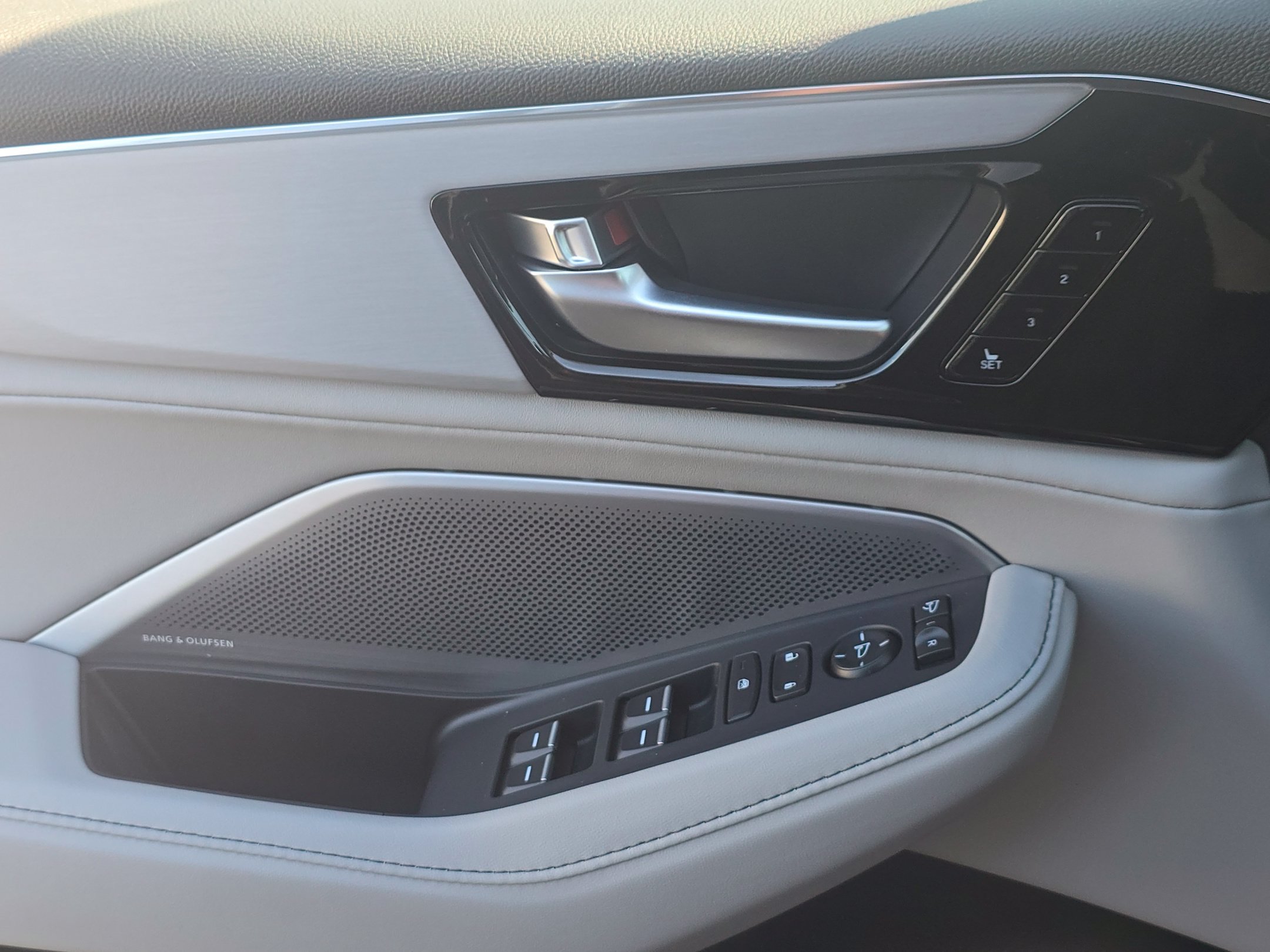 New 2026 Acura MDX w/ Technology Package AWD/4WD image 24