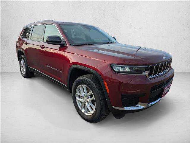 Used 2022 Jeep Grand Cherokee L Laredo w/ Luxury Tech Group I AWD/4WD image 3