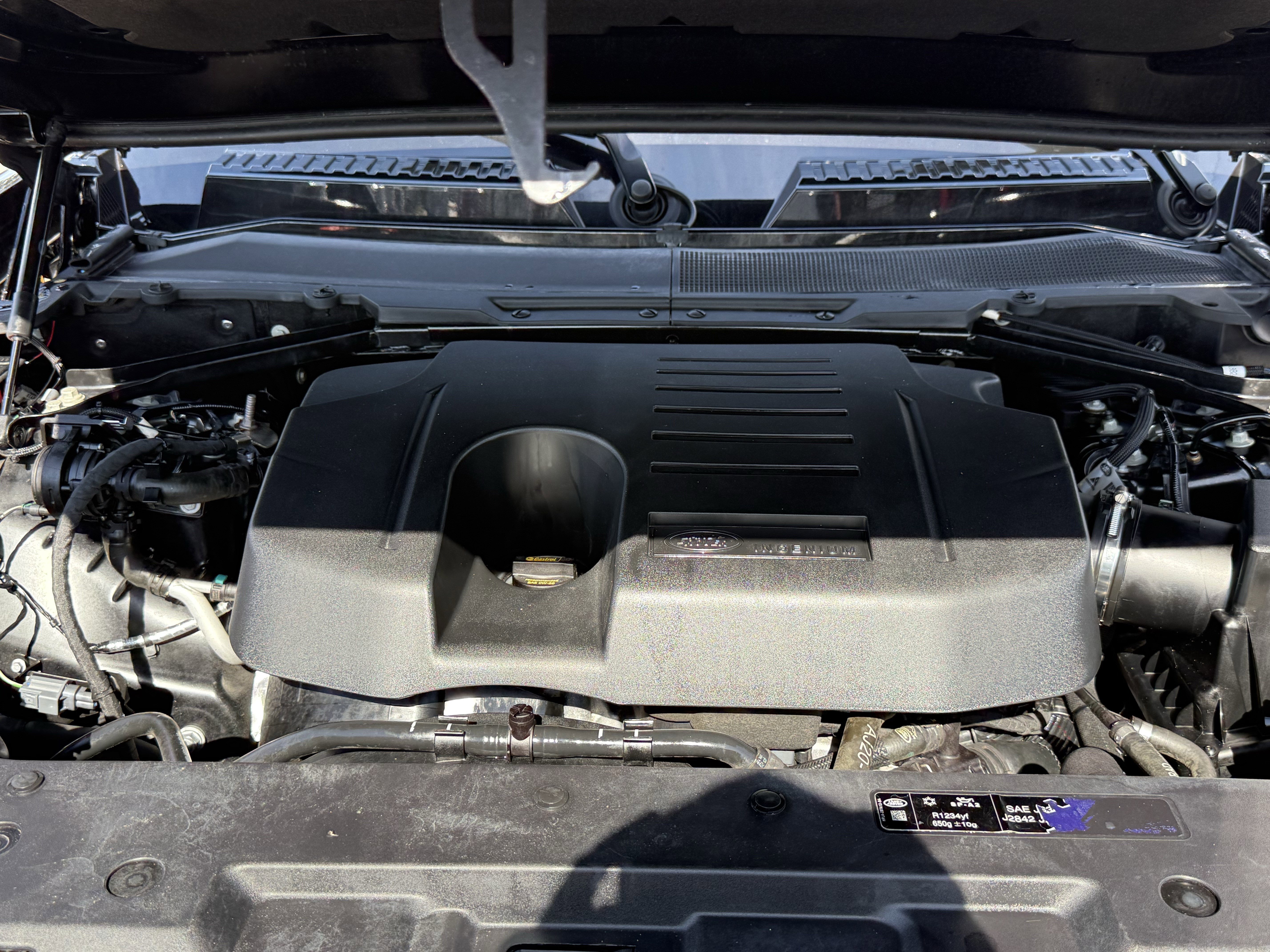 Used 2023 Land Rover Defender 110 X image 30