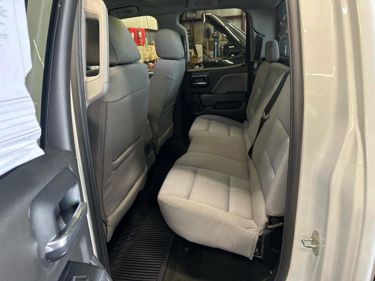 Used 2018 Chevrolet Silverado 1500 Custom w/ Custom Value Package AWD/4WD image 13