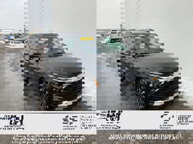 Used 2025 Chevrolet TrailBlazer LT image 1