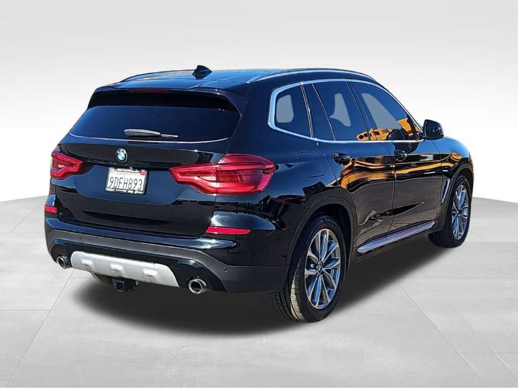 Used 2018 BMW X3 xDrive30i w/ Convenience Package AWD/4WD image 3