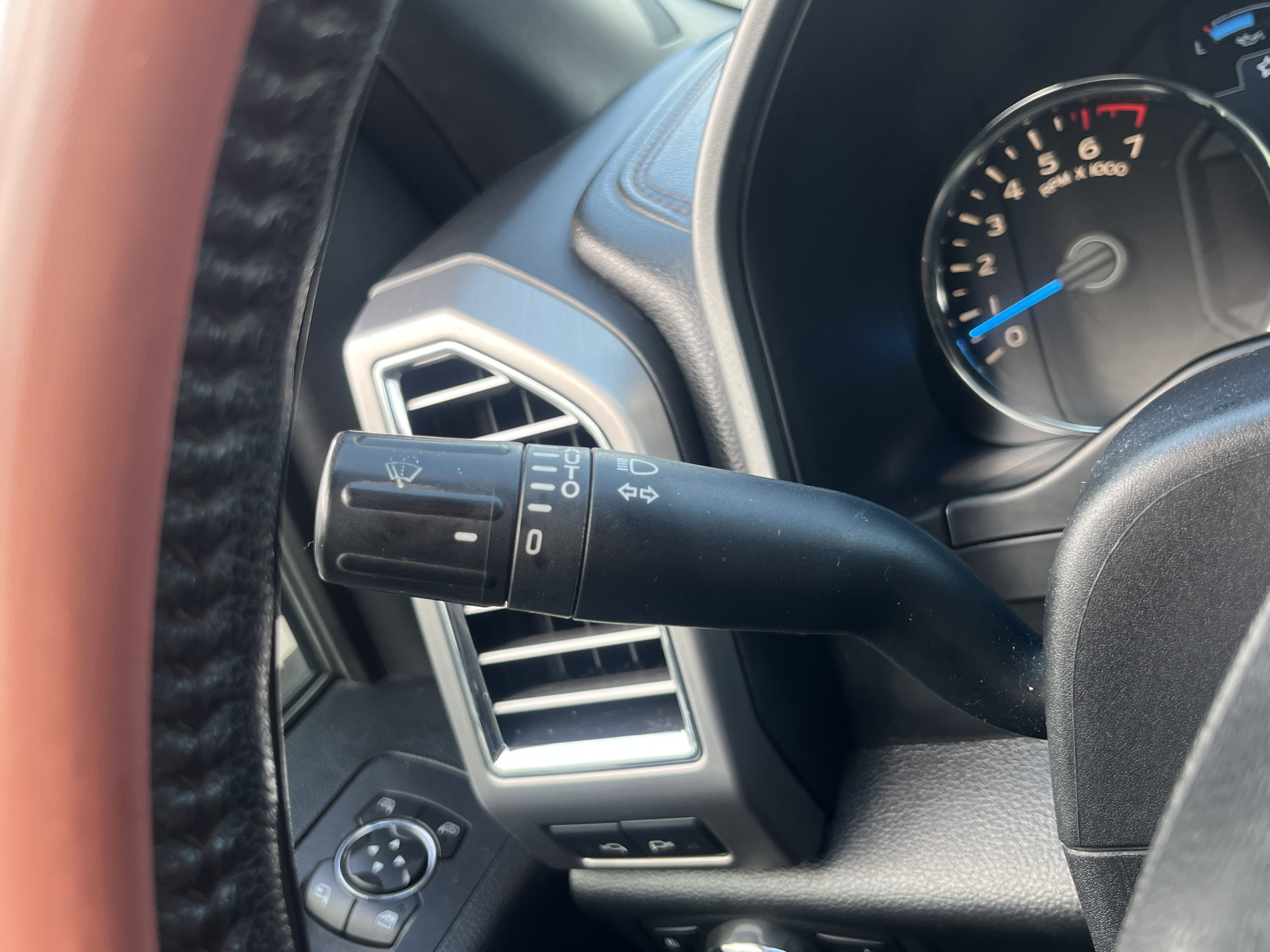 Used 2016 Ford F150 Platinum w/ Equipment Group 701A Luxury RWD image 22