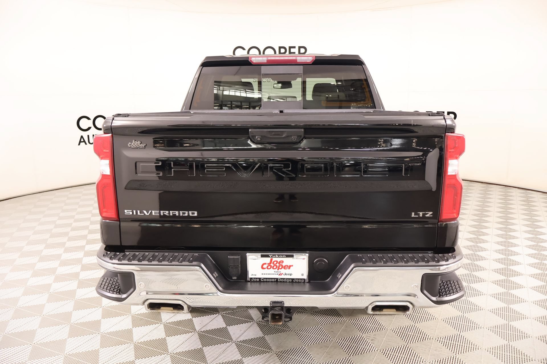 Used 2022 Chevrolet Silverado 1500 LTZ AWD/4WD image 22