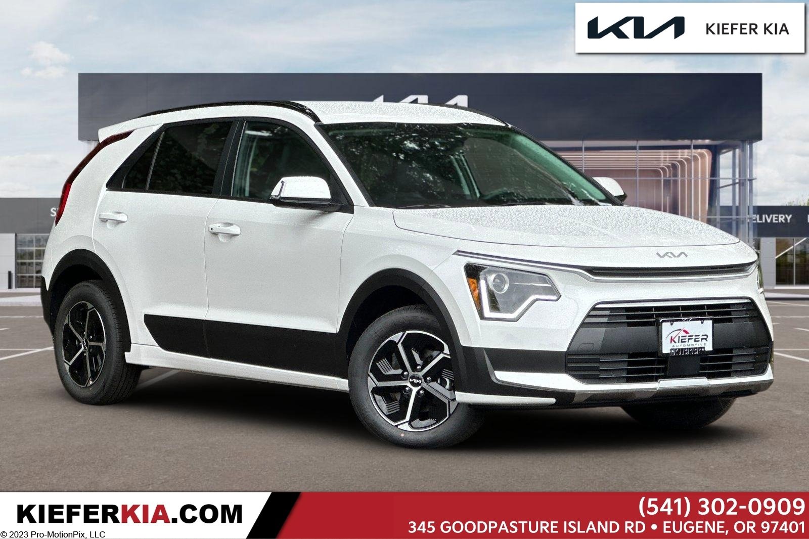 New 2025 Kia Niro EX image 1