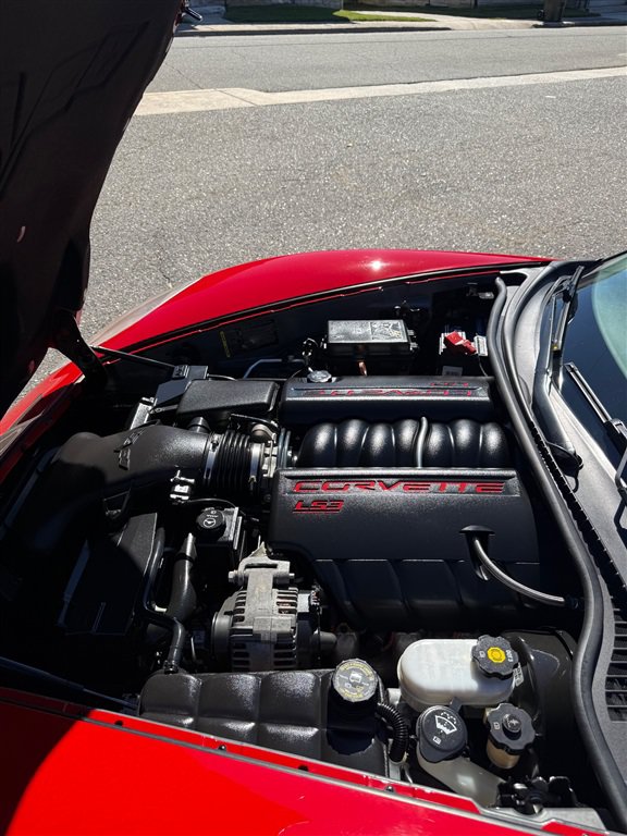 Used 2008 Chevrolet Corvette Coupe w/ Preferred Equipment Group RWD image 9