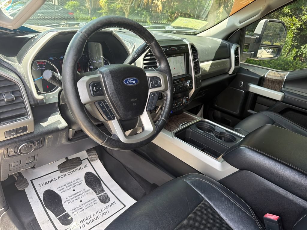 Used 2019 Ford F250 Lariat w/ Lariat Ultimate Package AWD/4WD image 6