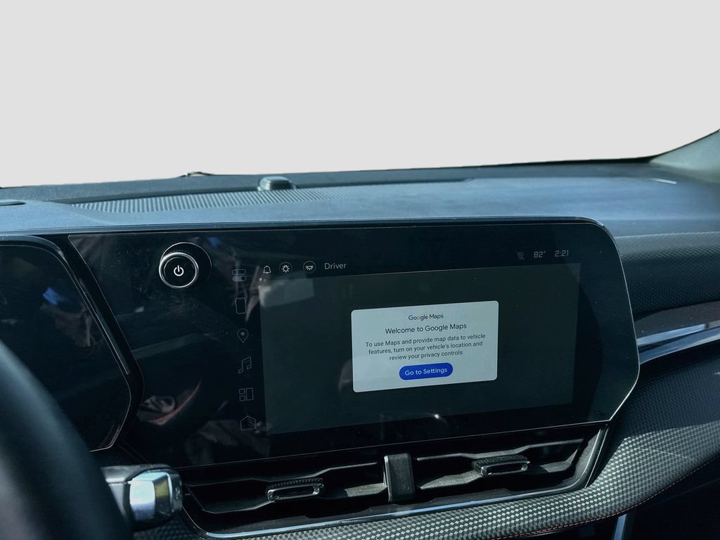 Used 2025 Chevrolet Equinox RS FWD image 16