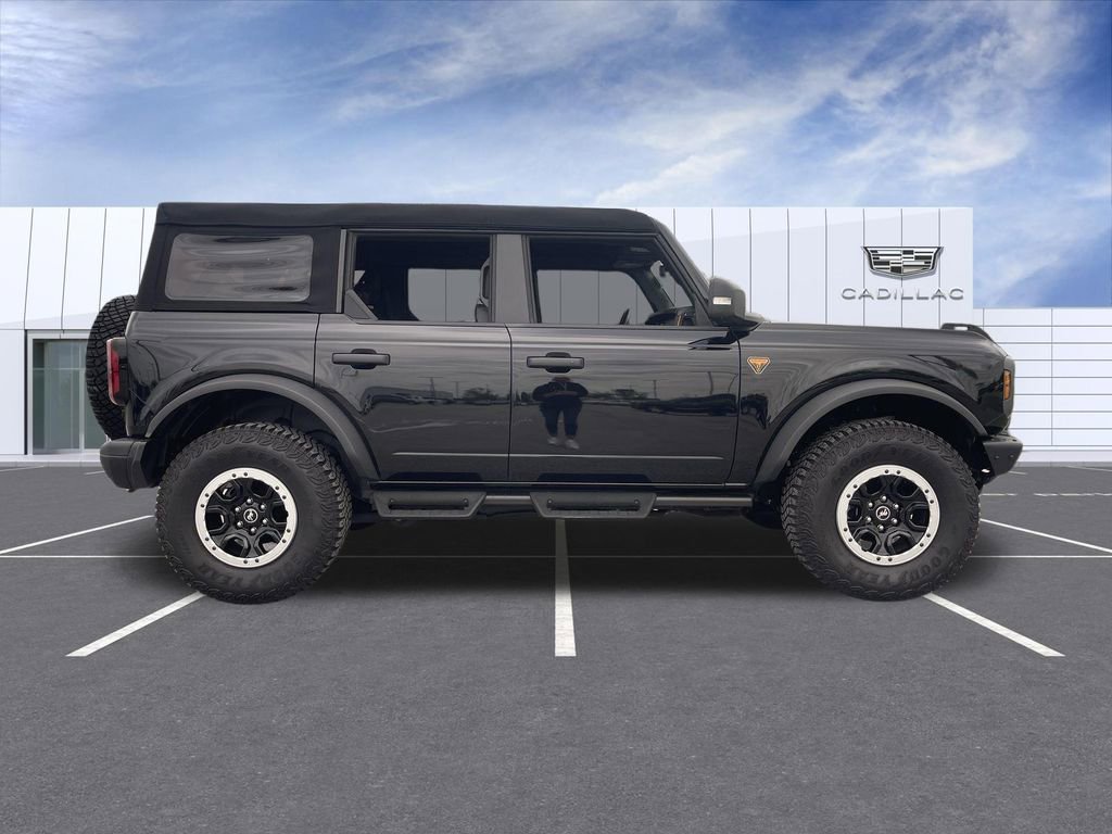 Used 2024 Ford Bronco Badlands AWD/4WD image 9