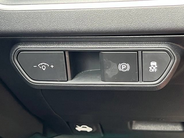 Certified 2025 Kia K4 FWD image 32