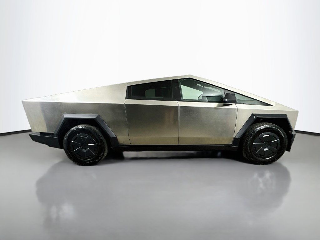 Used 2025 Tesla Cybertruck AWD Crew Cab image 7