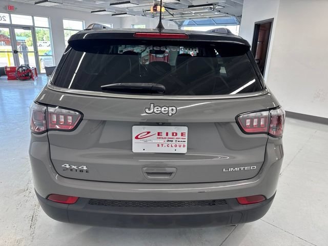 Used 2020 Jeep Compass Limited AWD/4WD image 9