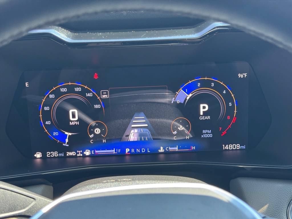 Used 2025 Chevrolet Colorado ZR2 AWD/4WD image 17