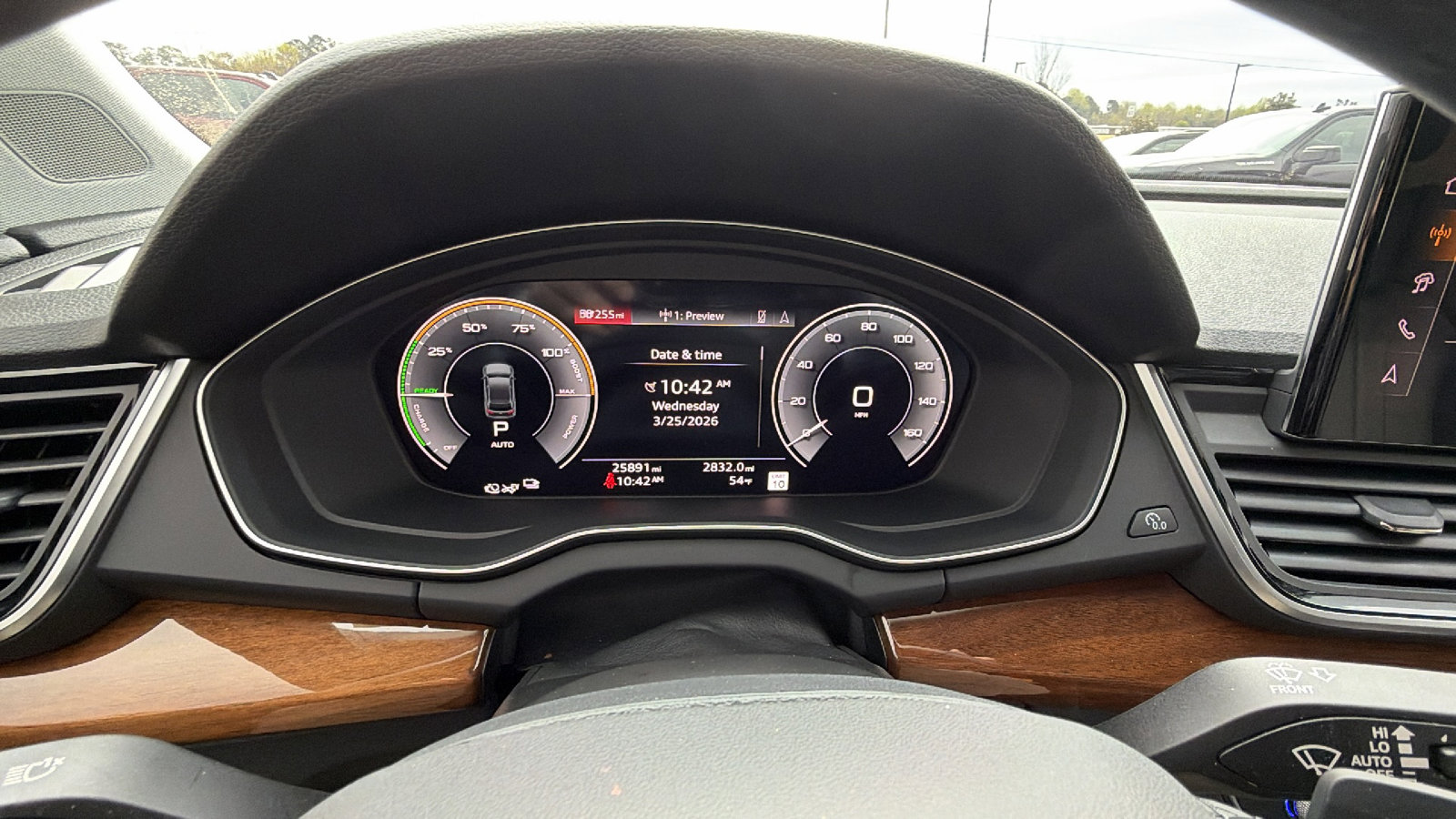 Used 2024 Audi Q5 e Premium Plus w/ Premium Plus Package image 30