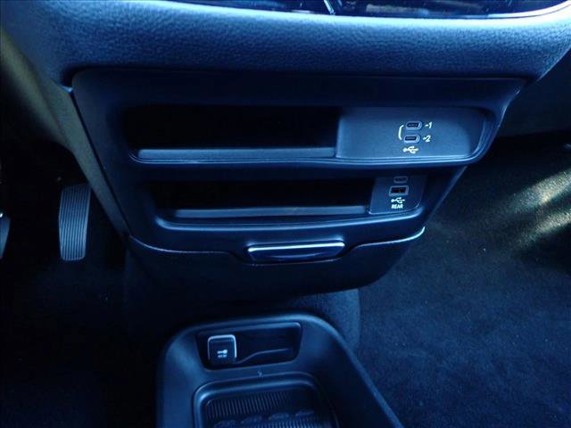 New 2026 Chrysler Pacifica Select AWD/4WD image 24