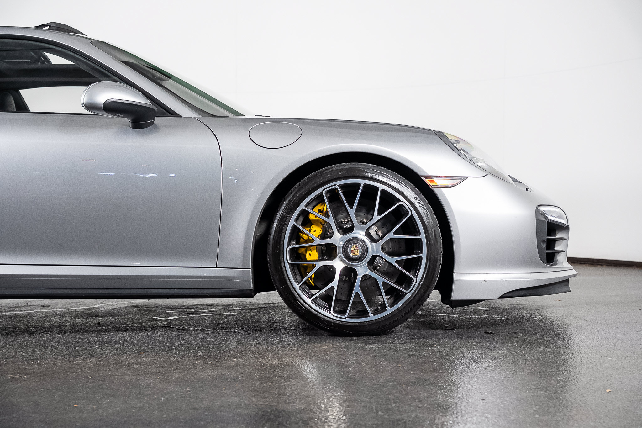 Used 2014 Porsche 911 Turbo S AWD/4WD image 33