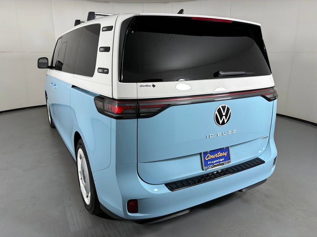 Used 2025 Volkswagen ID. Buzz 1st Edition AWD/4WD image 6