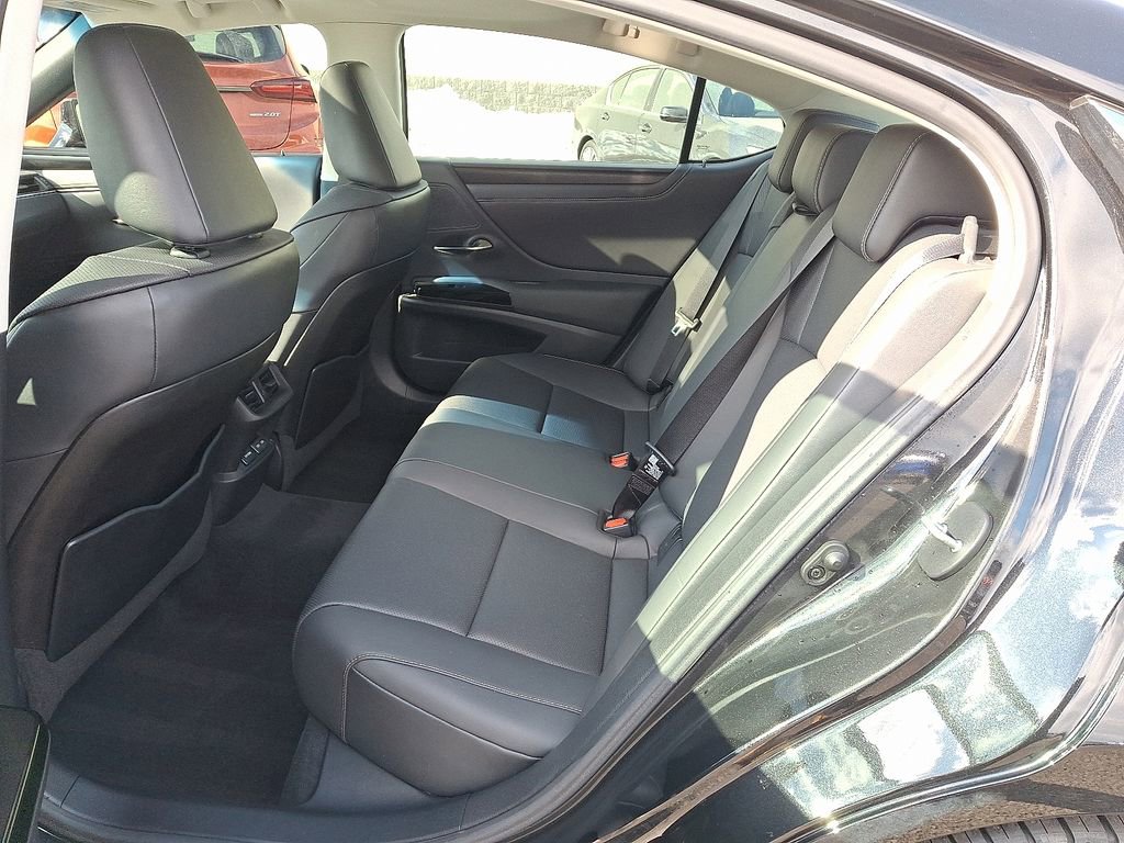 Used 2022 Lexus ES 350 w/ Premium Package image 10