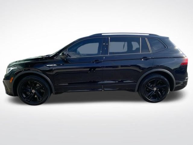Used 2024 Volkswagen Tiguan SE R-Line FWD image 3
