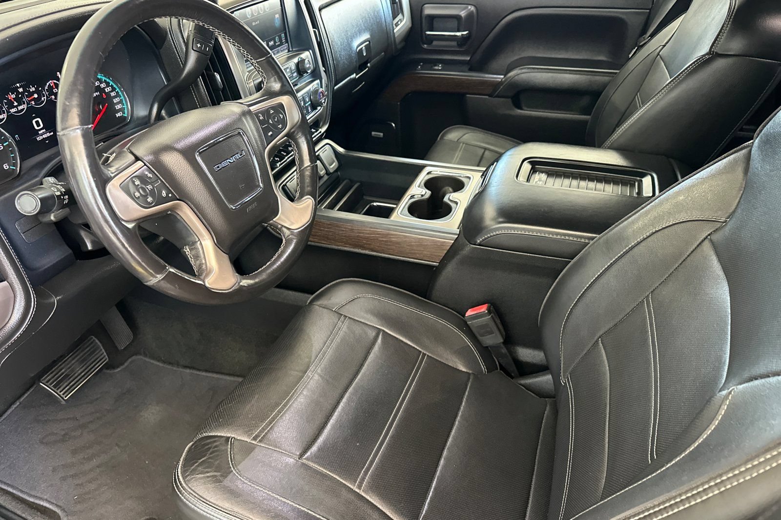 Used 2018 GMC Sierra 1500 Denali w/ Denali Ultimate Package AWD/4WD image 10